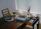 finishingtable.jpg (35060 bytes)